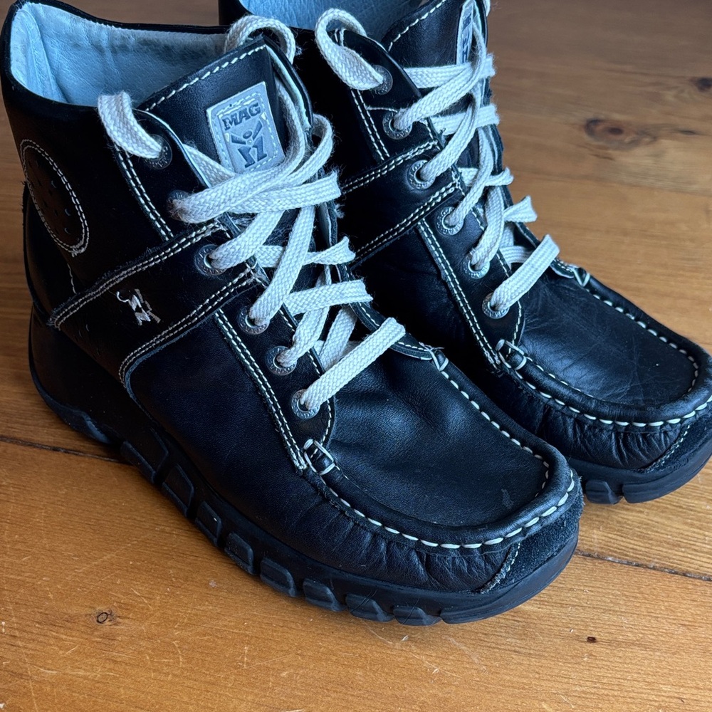 MAG Megamok black boots hightop shoes size 7